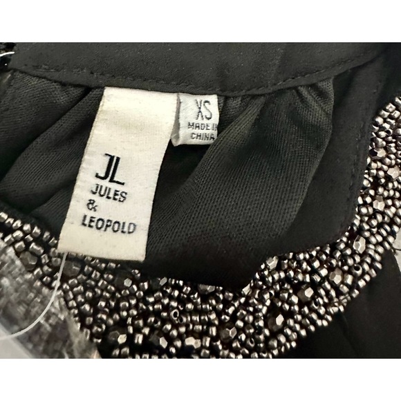 JULES & Leopold Black Trim Mock-Neck Blouse (Size XS) - Picture 7 of 9